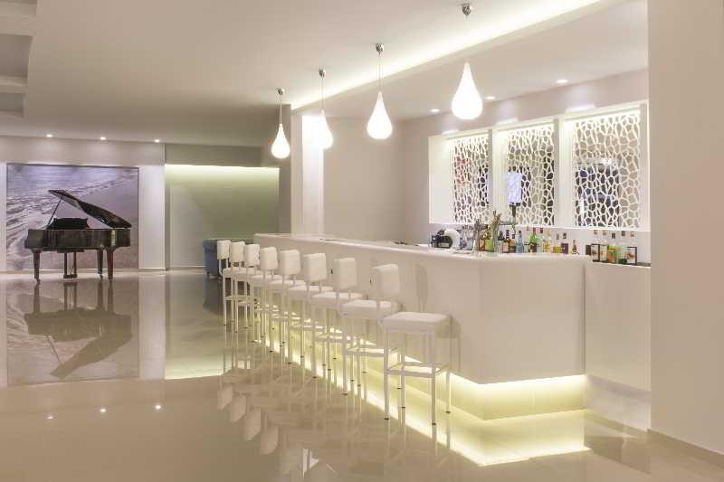 The Aeolos Otel