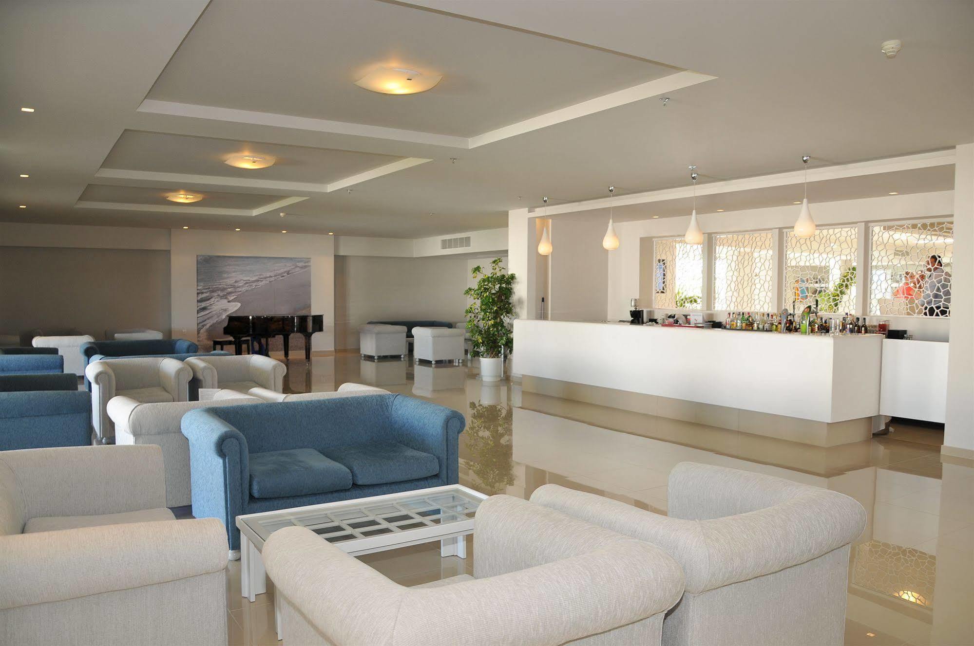 Otel The Aeolos 4*
