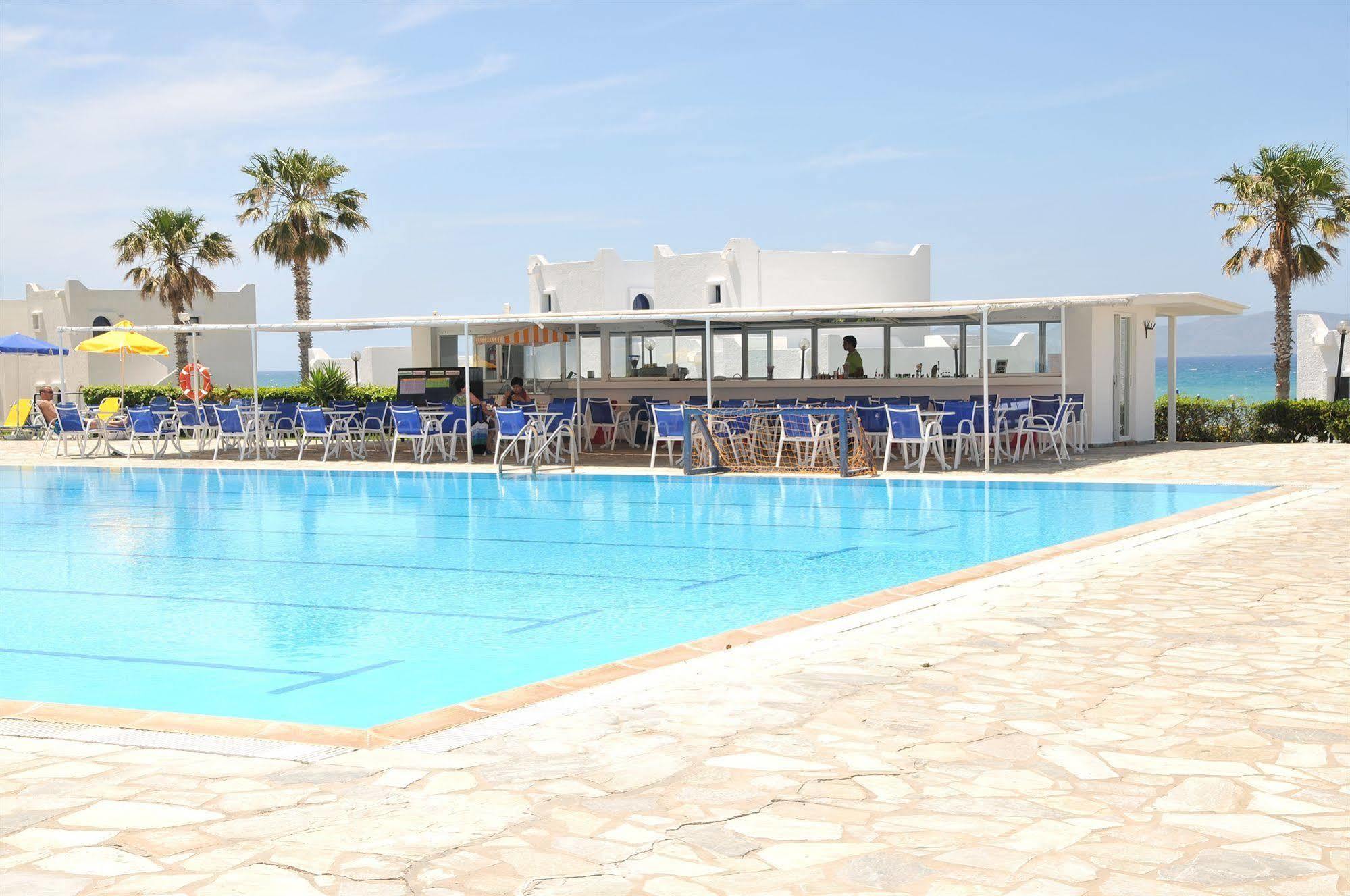 Hotel The Aeolos 4*